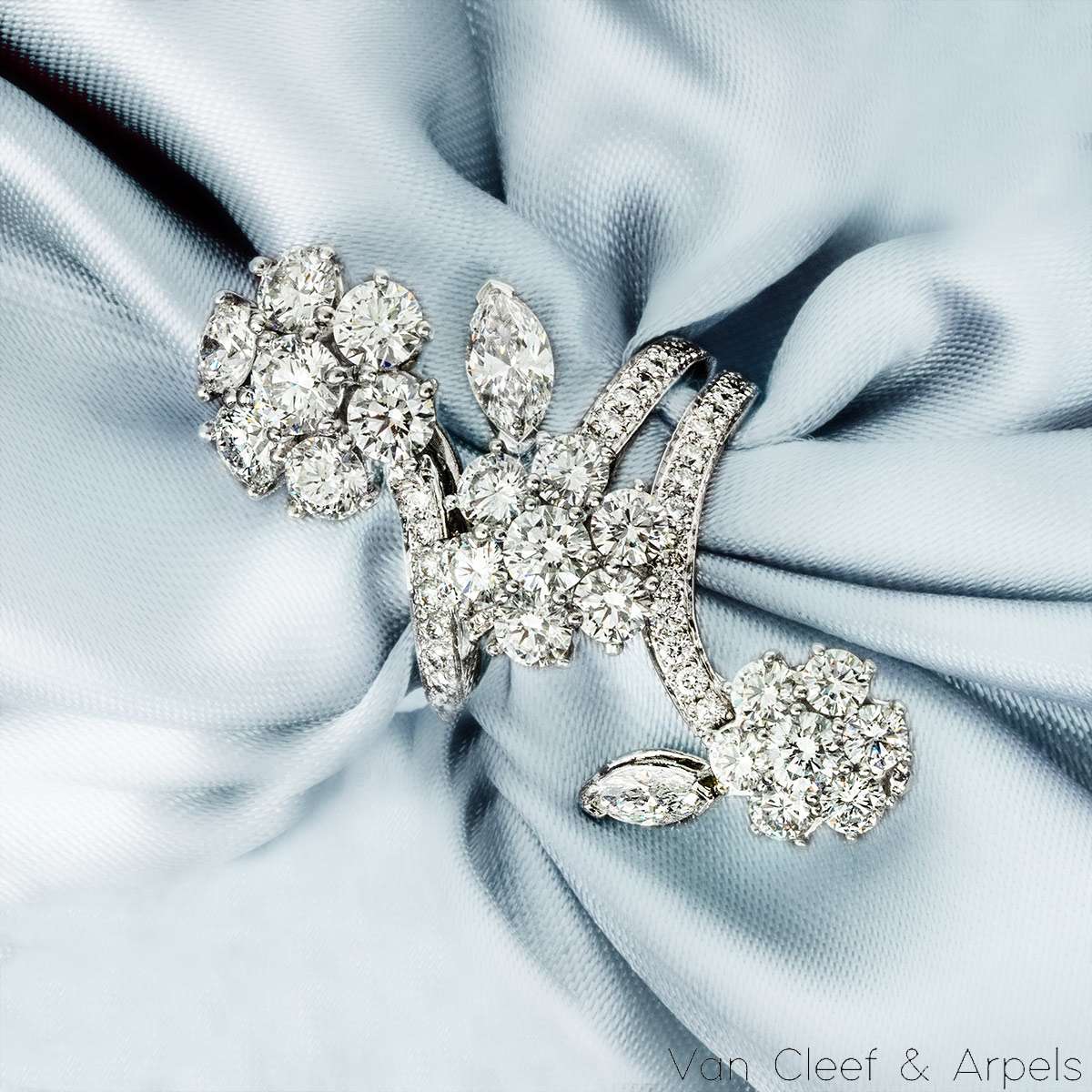 Van Cleef & Arpels White Gold Folie Des Pres Diamond Ring Size 53 4.00ct TDW